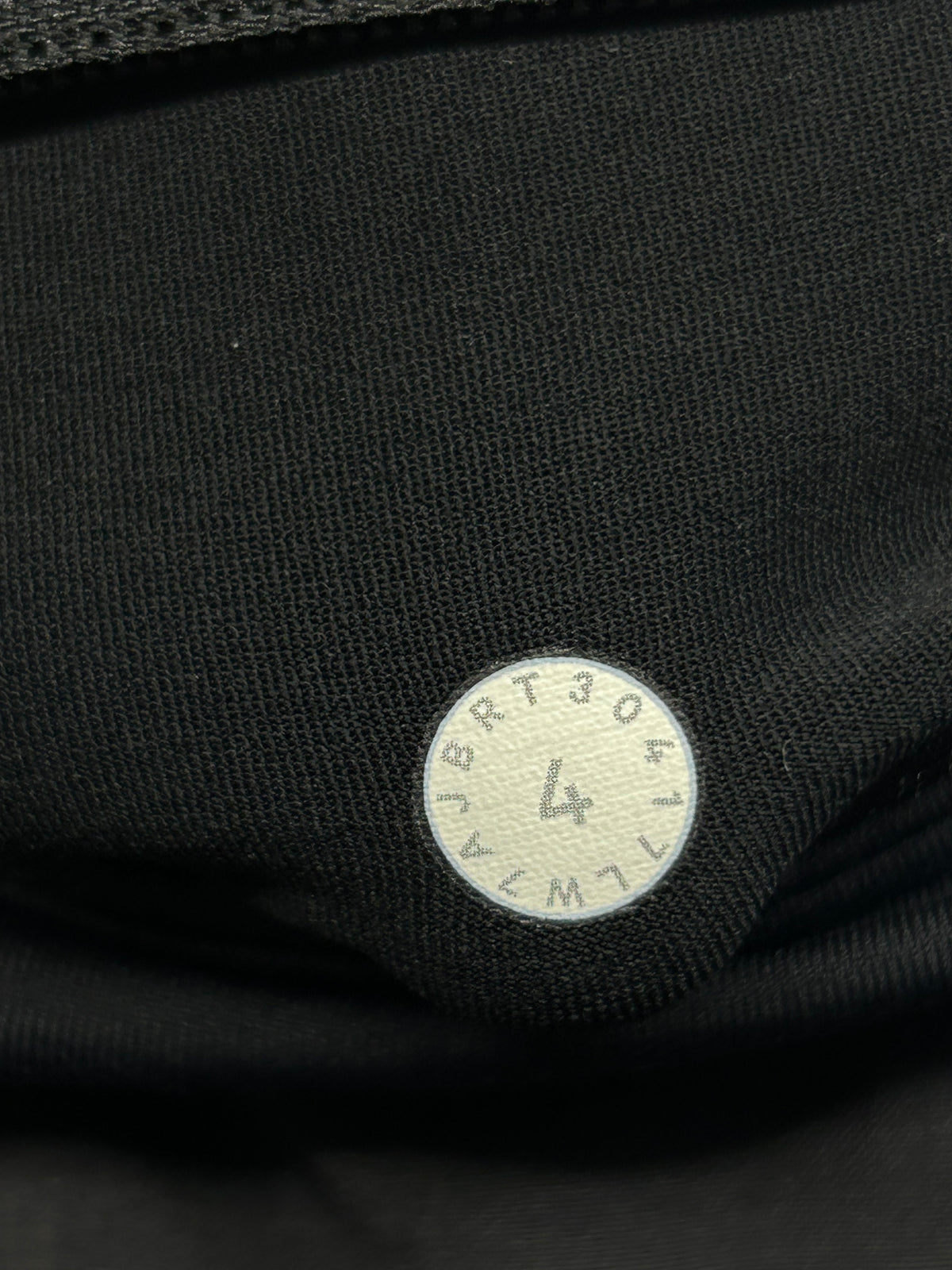 Lululemon Speed Up Short 2.5" Size 4 Black