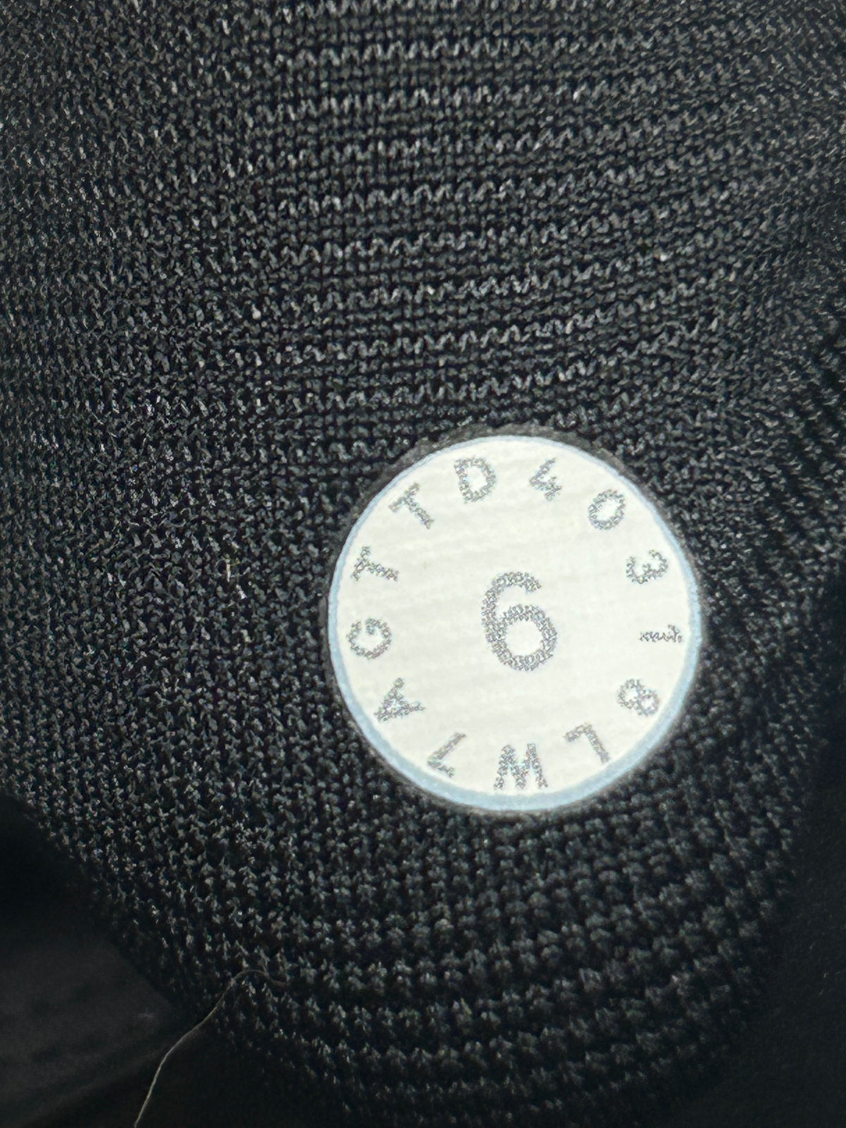 Lululemon Hotty Hot Short II Long 4" Size 6 Black