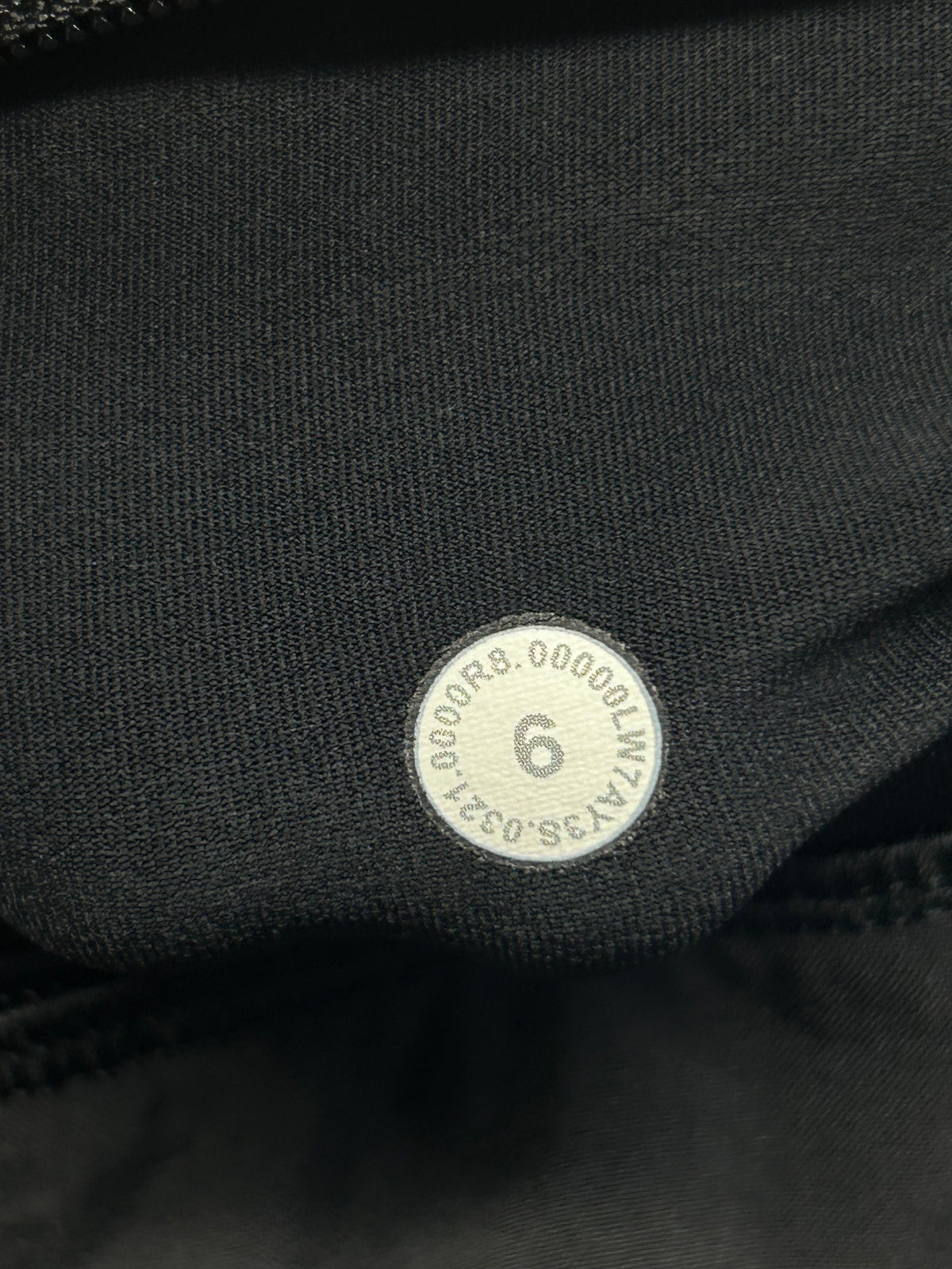 Lululemon Speed Up Short High-Rise 2.5" Size 6 Black