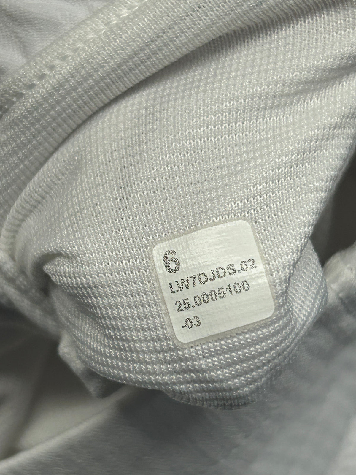 Lululemon Hotty Hot High-Rise Lined Short 2.5" Size 6 White