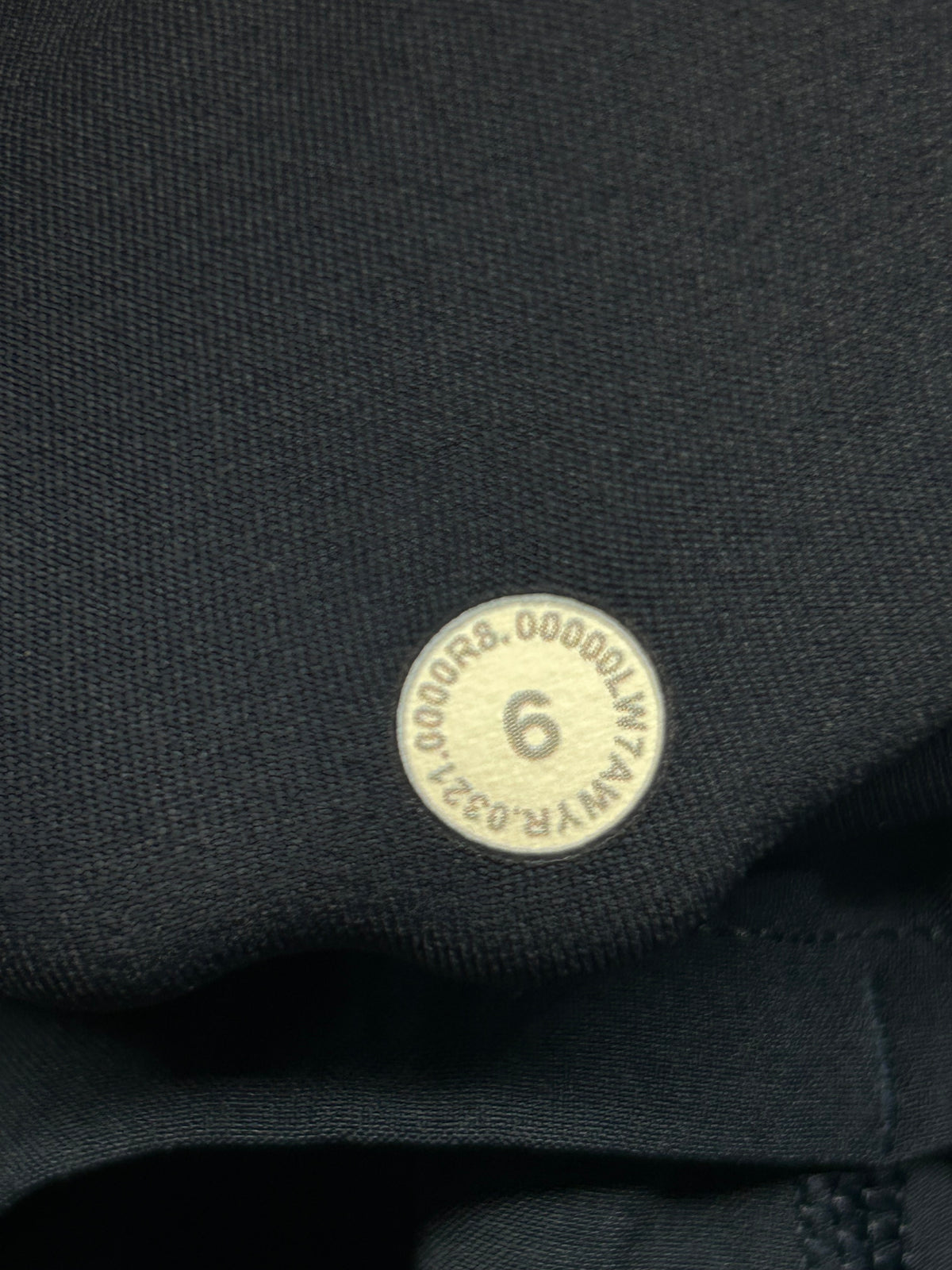 Lululemon Speed Up Short 2.5" Size 6 True Navy