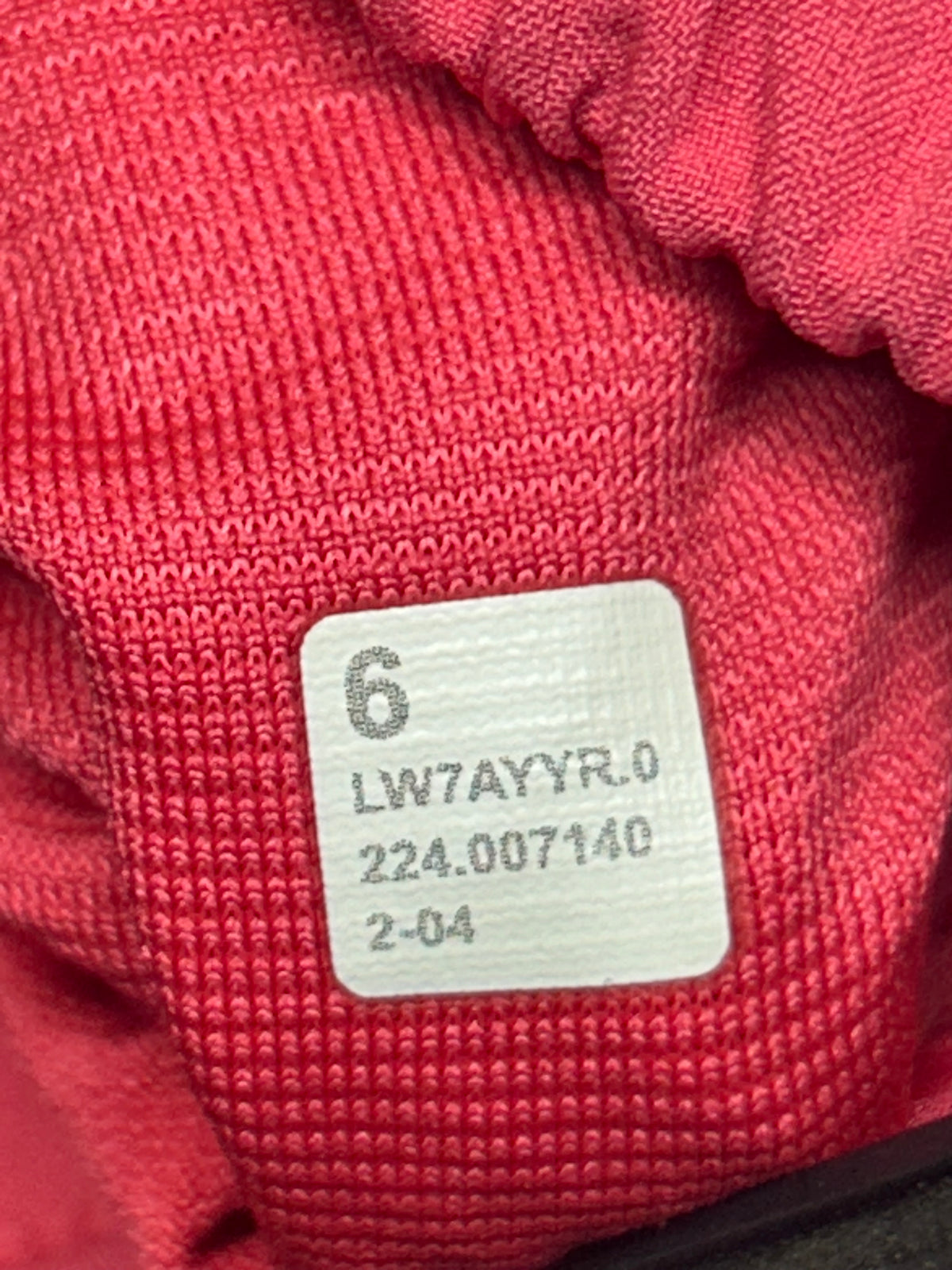 Lululemon Hotty Hot High-Rise Lined Short 2.5" Size 6 Pink