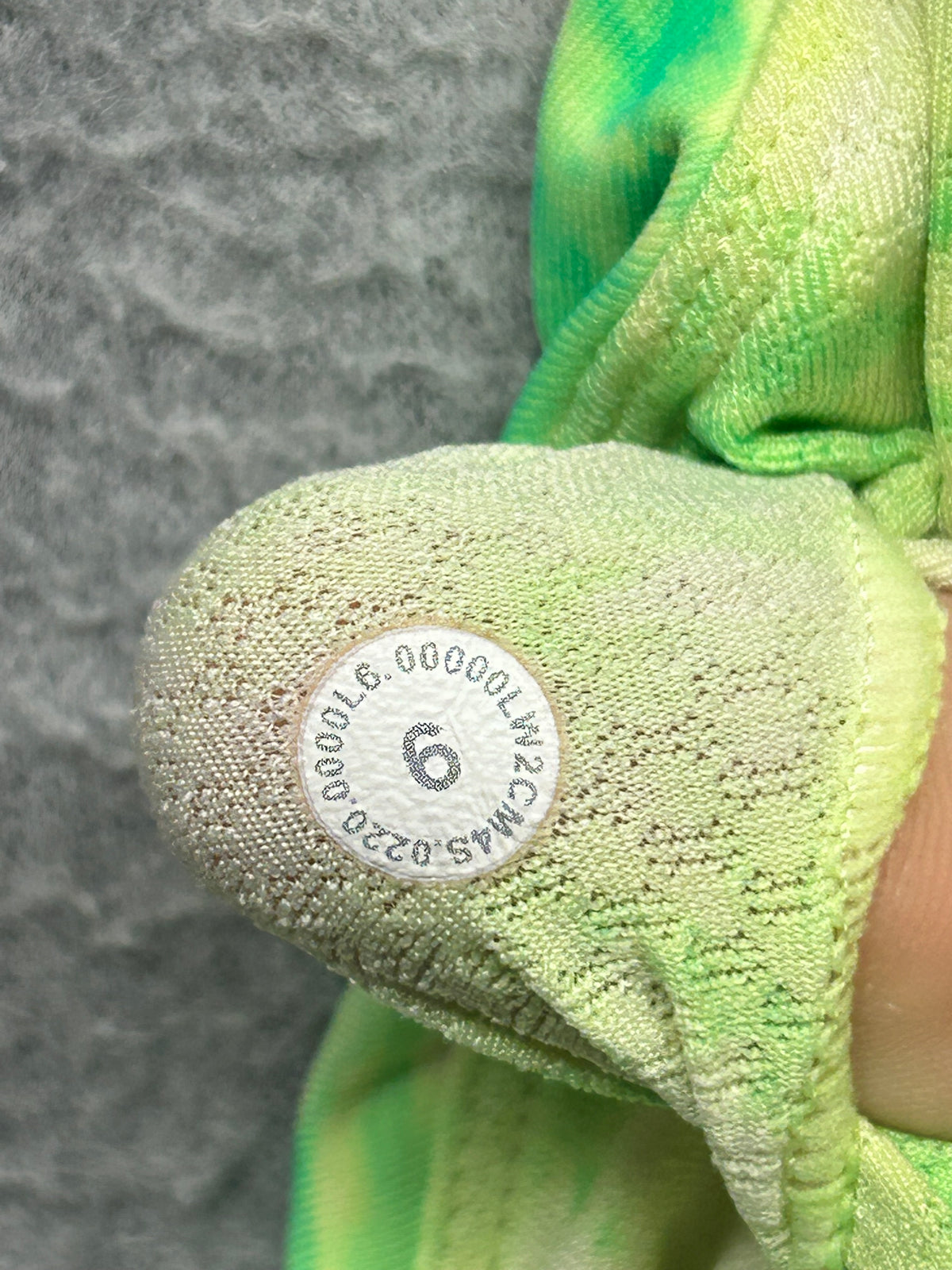 Lululemon Energy Bra High Neck Long Line Shibori Size 6 Dual Shibori White Highlight Yellow Highlight Green