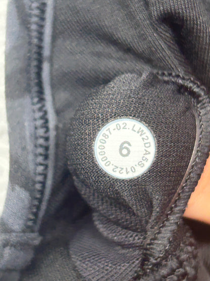 Lululemon Flow Y Nulu Bra Size 6 Cheetah Camo Deep Coal Multi