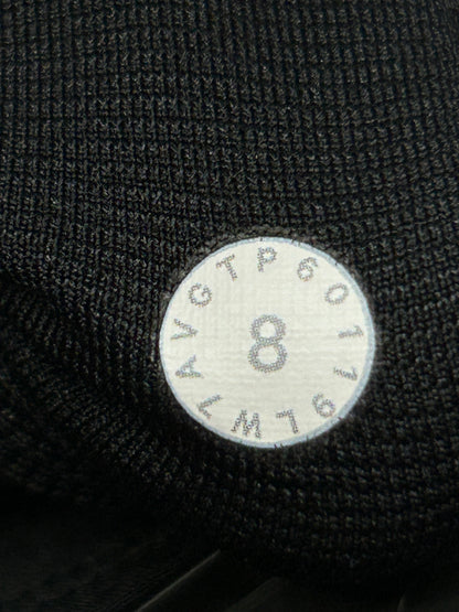 Lululemon Hotty Hot Short Long 4" Size 8 Black