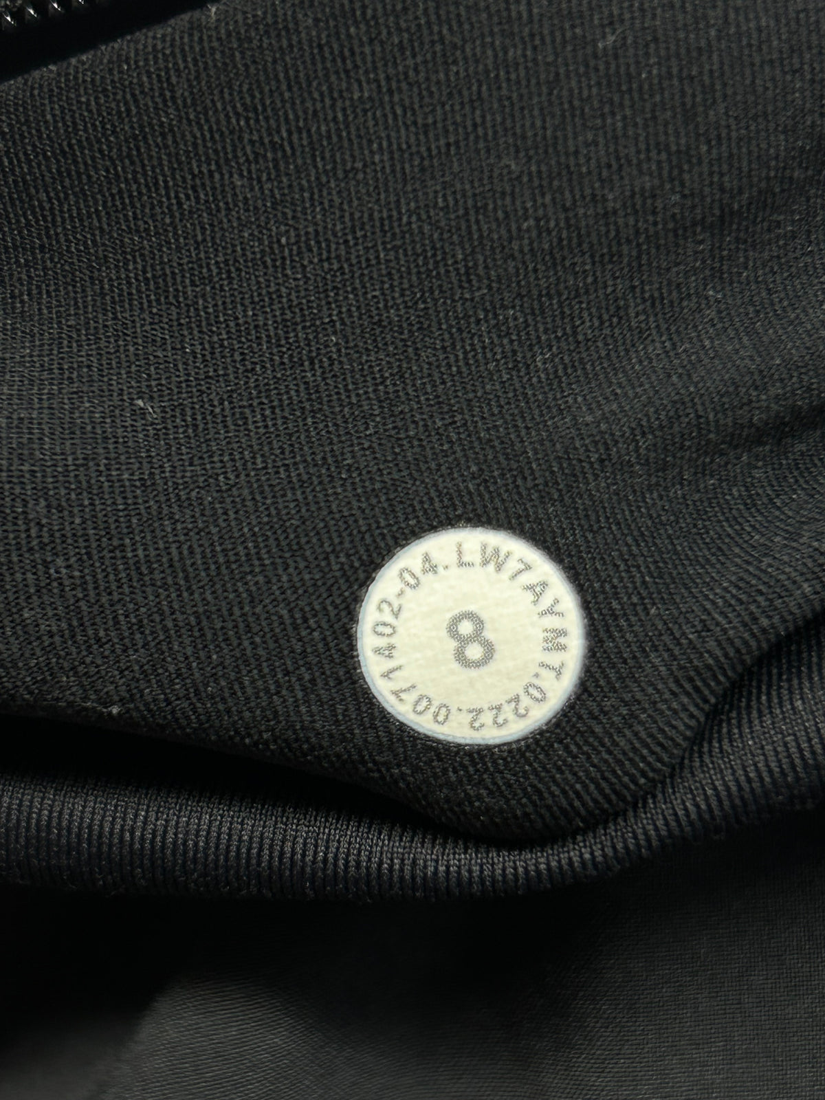 Lululemon Speed Up Short Long 4" Updated Fit Size 8 Black