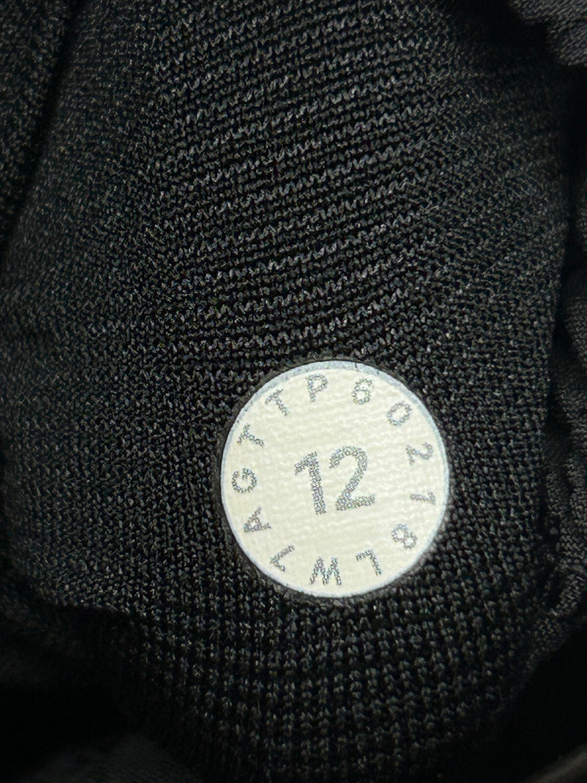 Lululemon Hotty Hot Short II Long 4" Size 12 Black