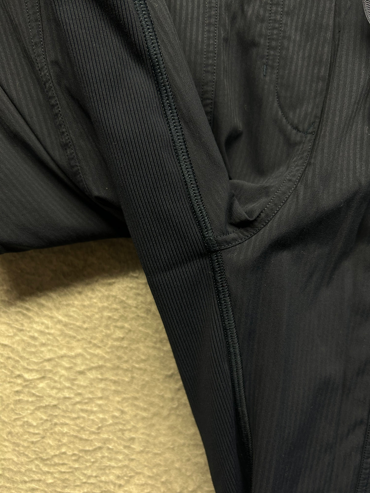 Lululemon Dance Studio Crop II Unlined 20" Size 4 True Navy
