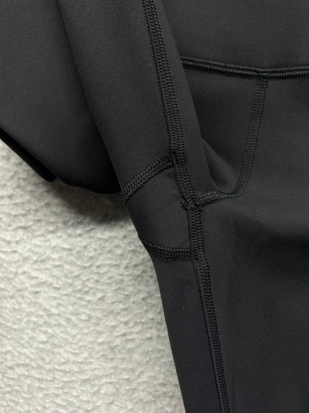 Lululemon Wunder Train High-Rise Tight 28" Size 4 Black