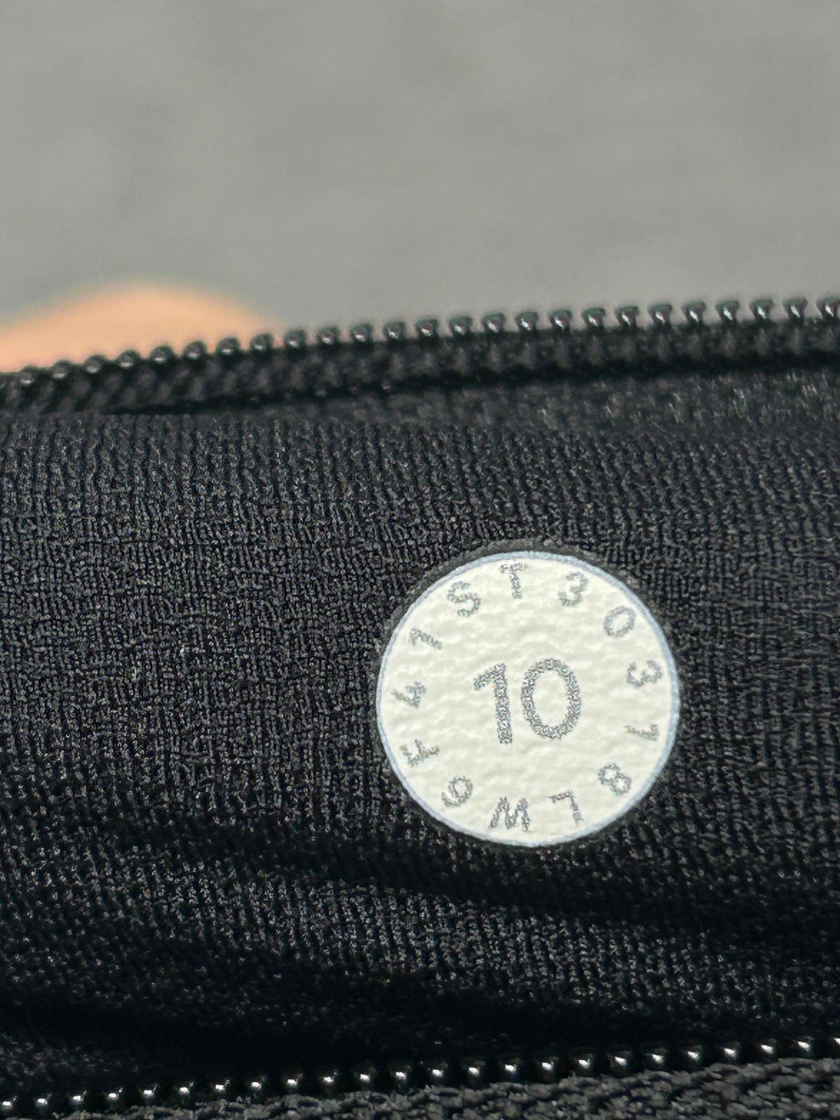 Lululemon Pace Rival Crop 22" Size 10 Black