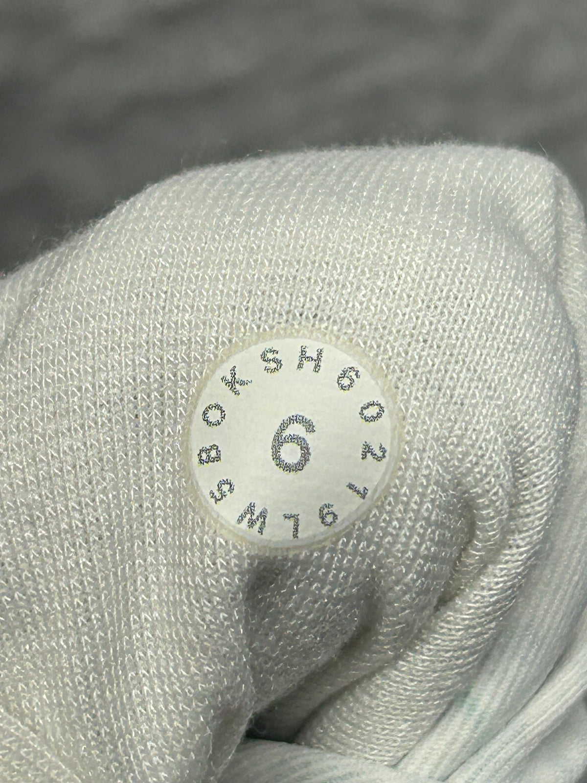Lululemon Wunder Under High-Rise Tight Engineered Full-On Luxtreme 28" Size 6 Tribal Pace Wunder Under White Black