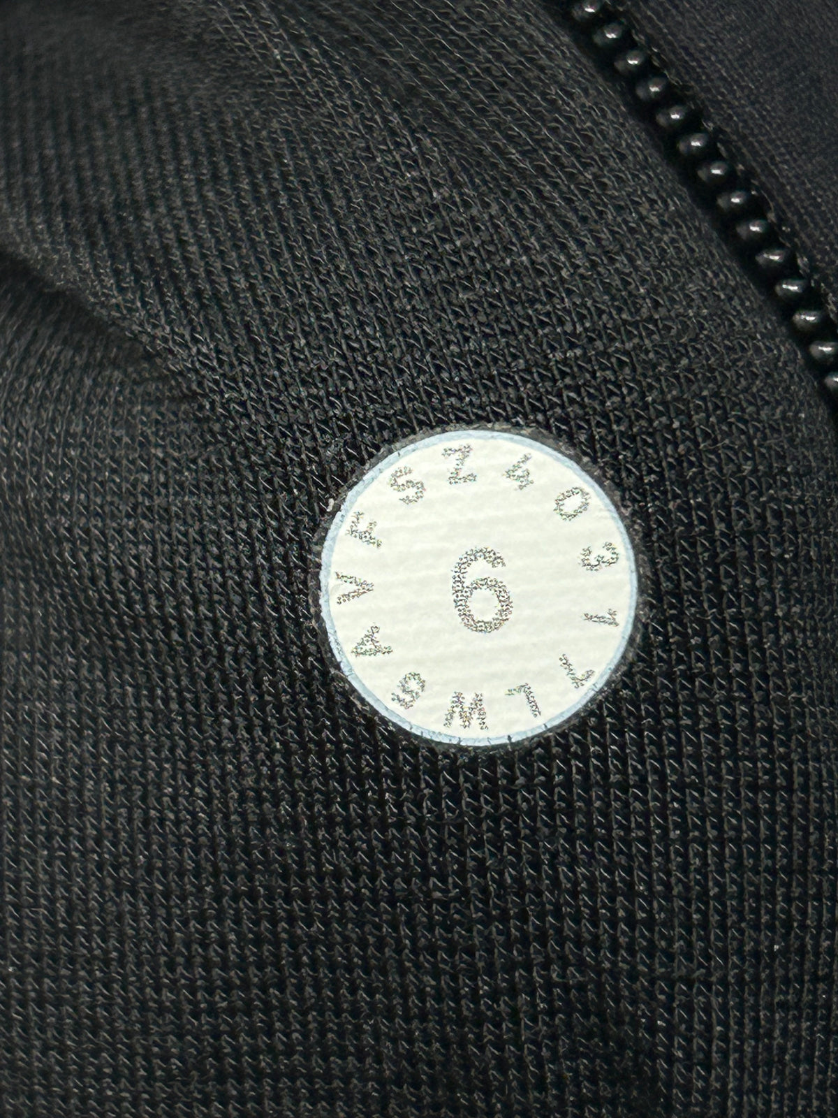 Lululemon Run On Tight (25") Size 6 Black