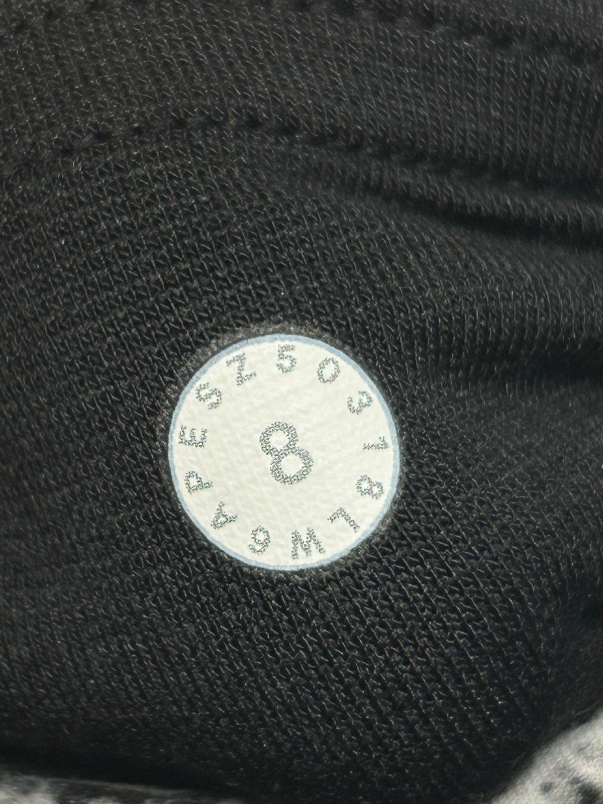 Lululemon Sweat & Repeat Crop 21" Size 8 Black / Serigraph Starlight Black Multi