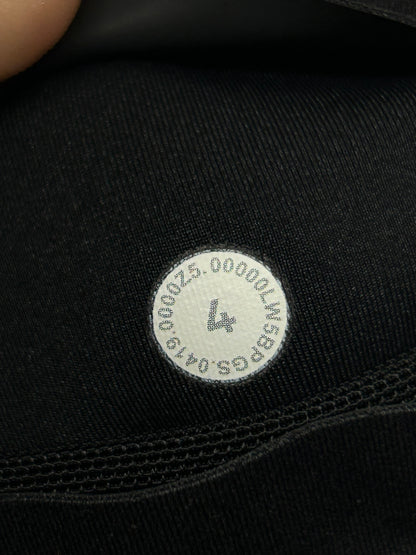 Lululemon In Movement Tight 25" Everlux Size 4 Black