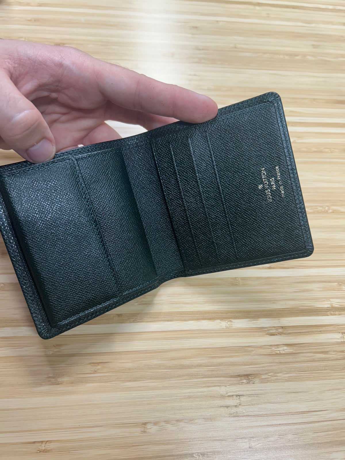 Louis Vuitton Men’s Taiga Wallet
