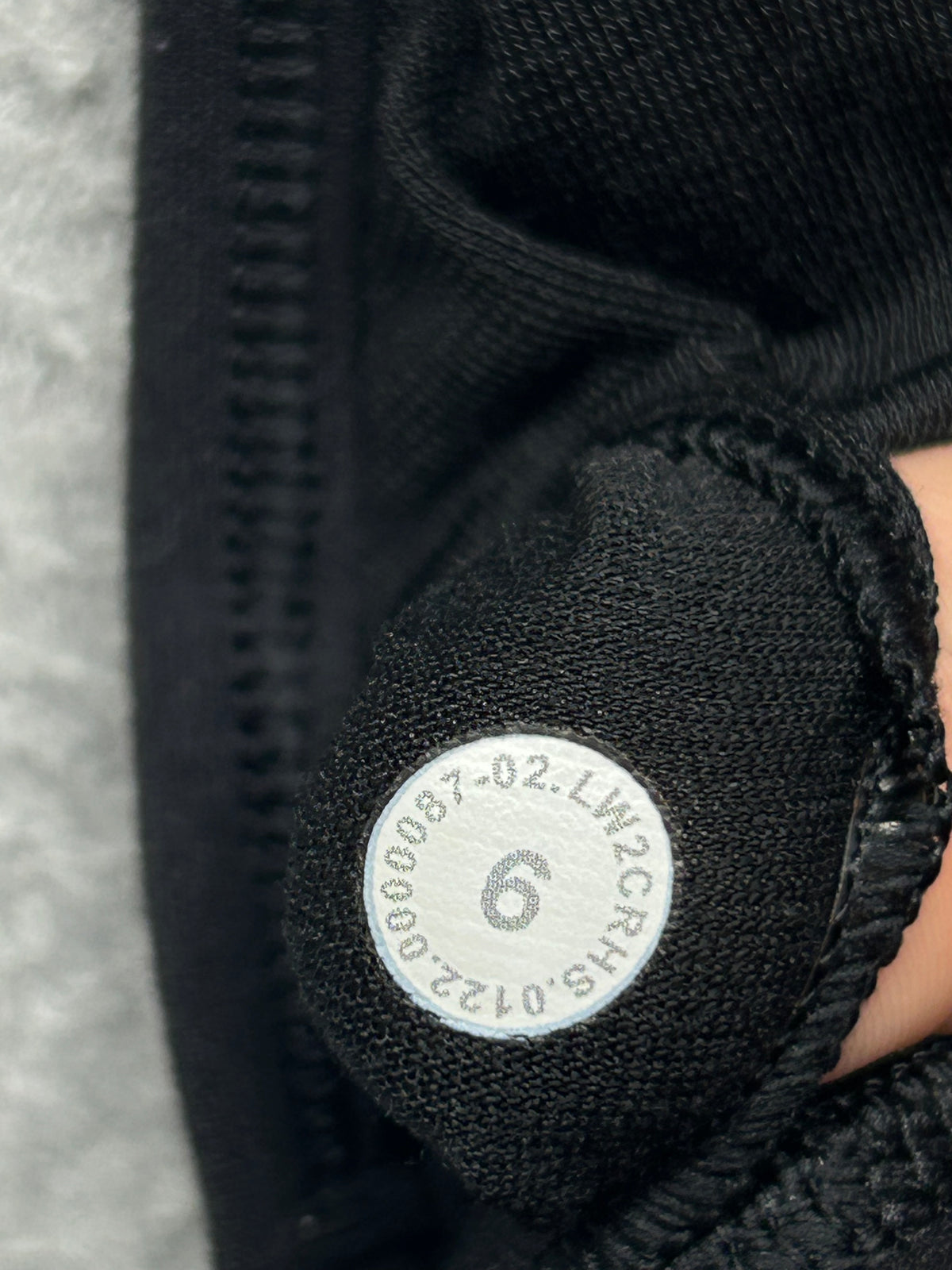 Lululemon Flow Y Bra Nulu Size 6 Black