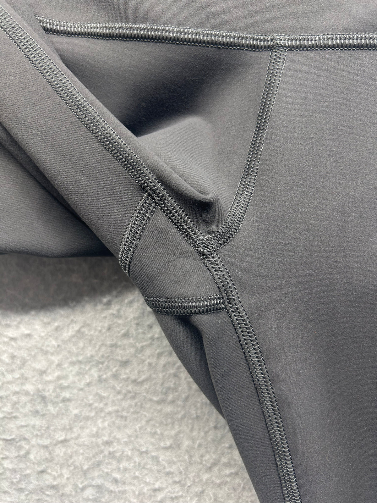Lululemon Wunder Train High-Rise Tight with Pockets 25" Size 0 Graphite Grey