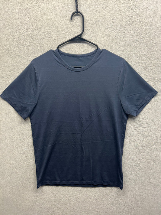 Lululemon The Fundamental T-Shirt Size Medium Iron Blue