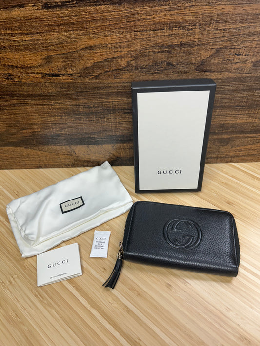 Gucci Soho Zip Wallet