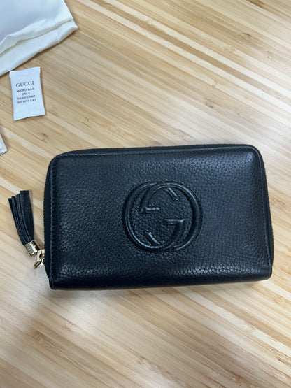 Gucci Soho Zip Wallet