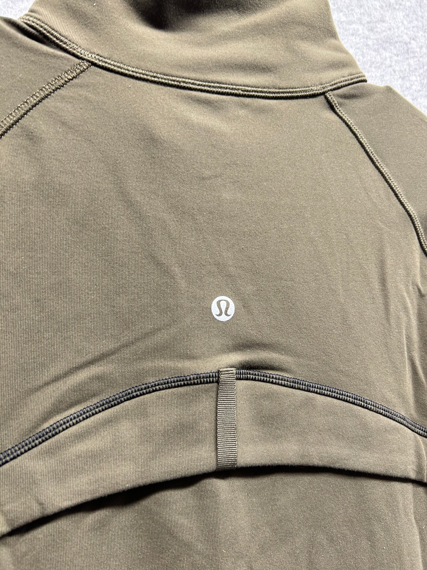 Lululemon Define Track Jacket Luon Size 8 Olive Brown / Black