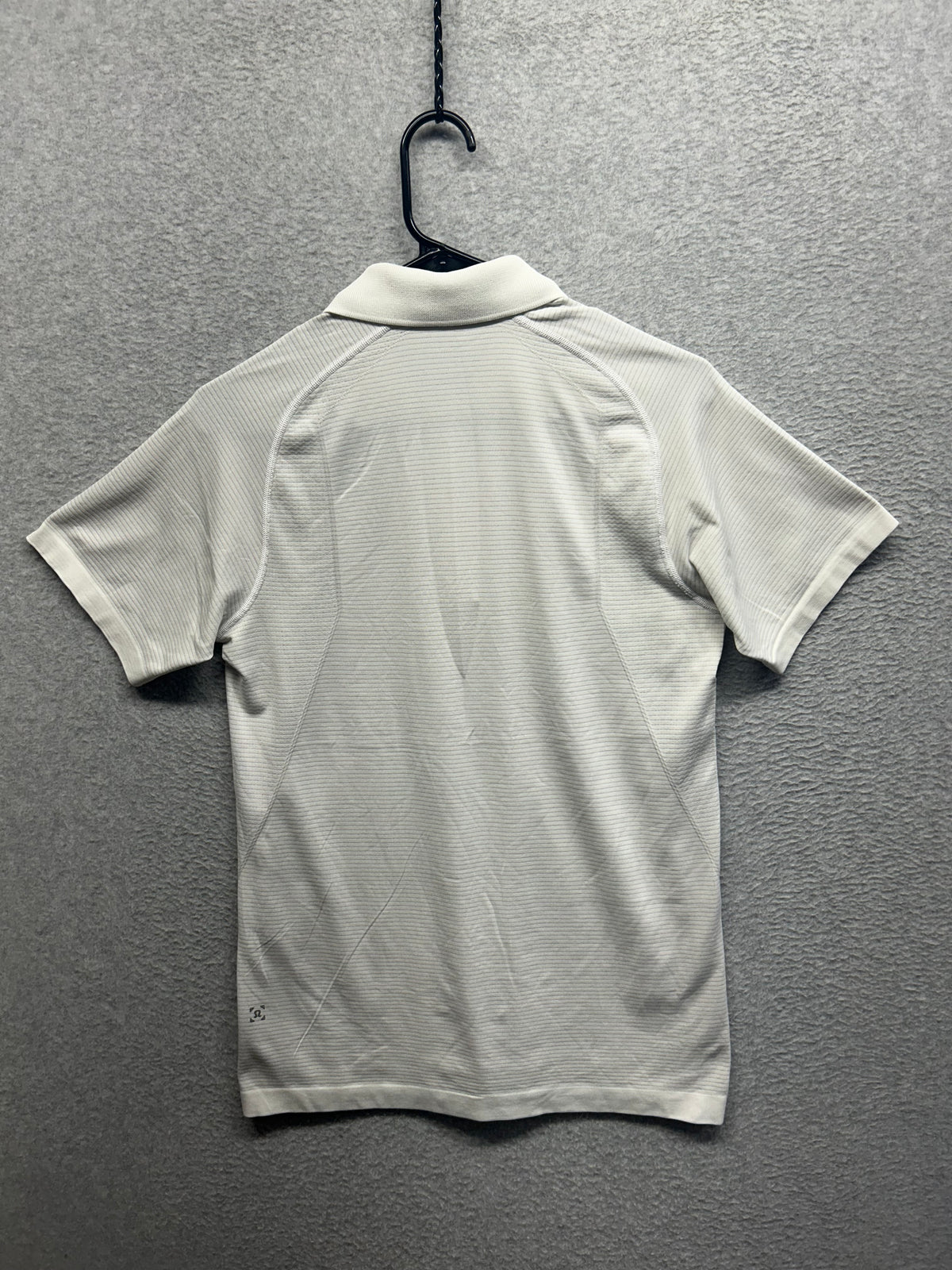 Lululemon Metal Vent Tech Short Sleeve Polo 2.0 Mens Size Small White