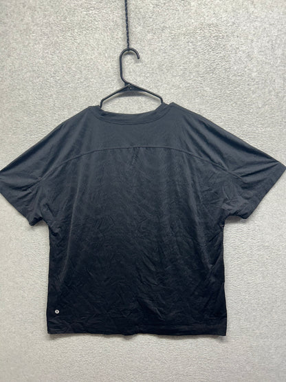 Lululemon Textured Short Sleeve Shirt Size 14+ Black Camo