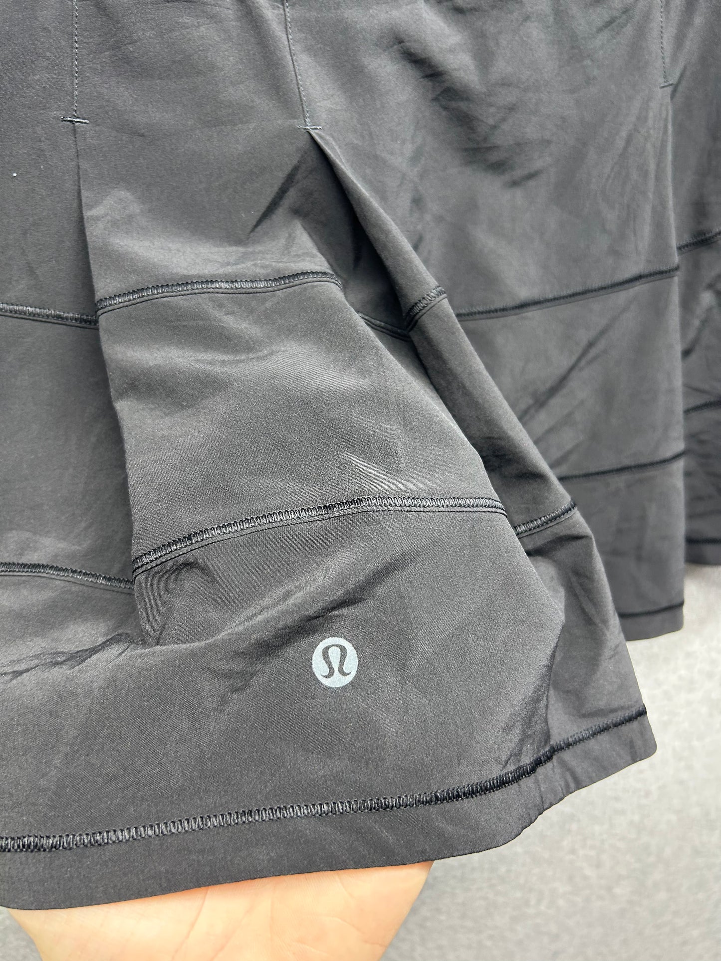 Lululemon Pace Rival Skirt Tall 15" Size 6 Black