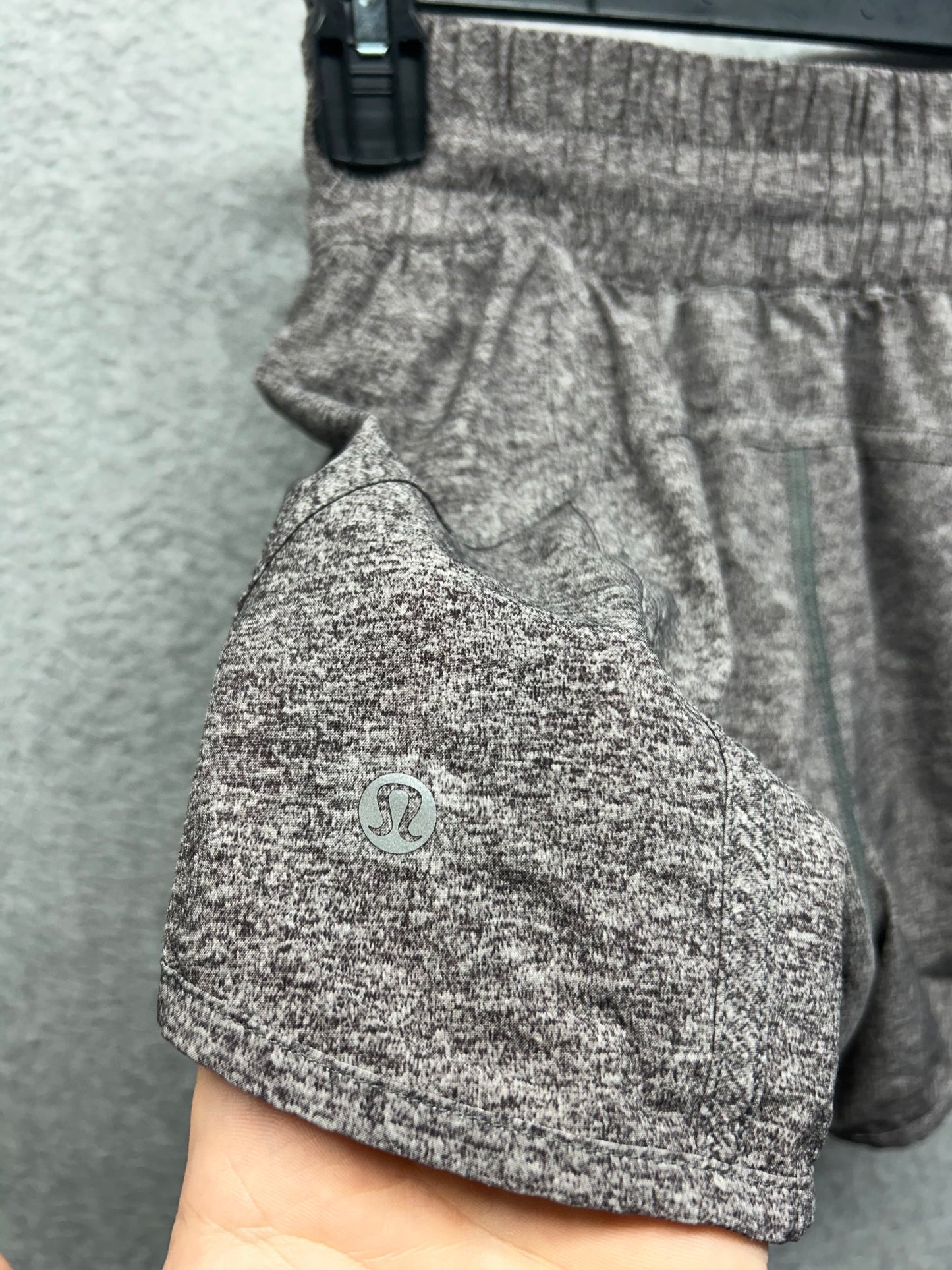 Lululemon Tracker Short V 4" Size 4 Heather Lux Multi Black