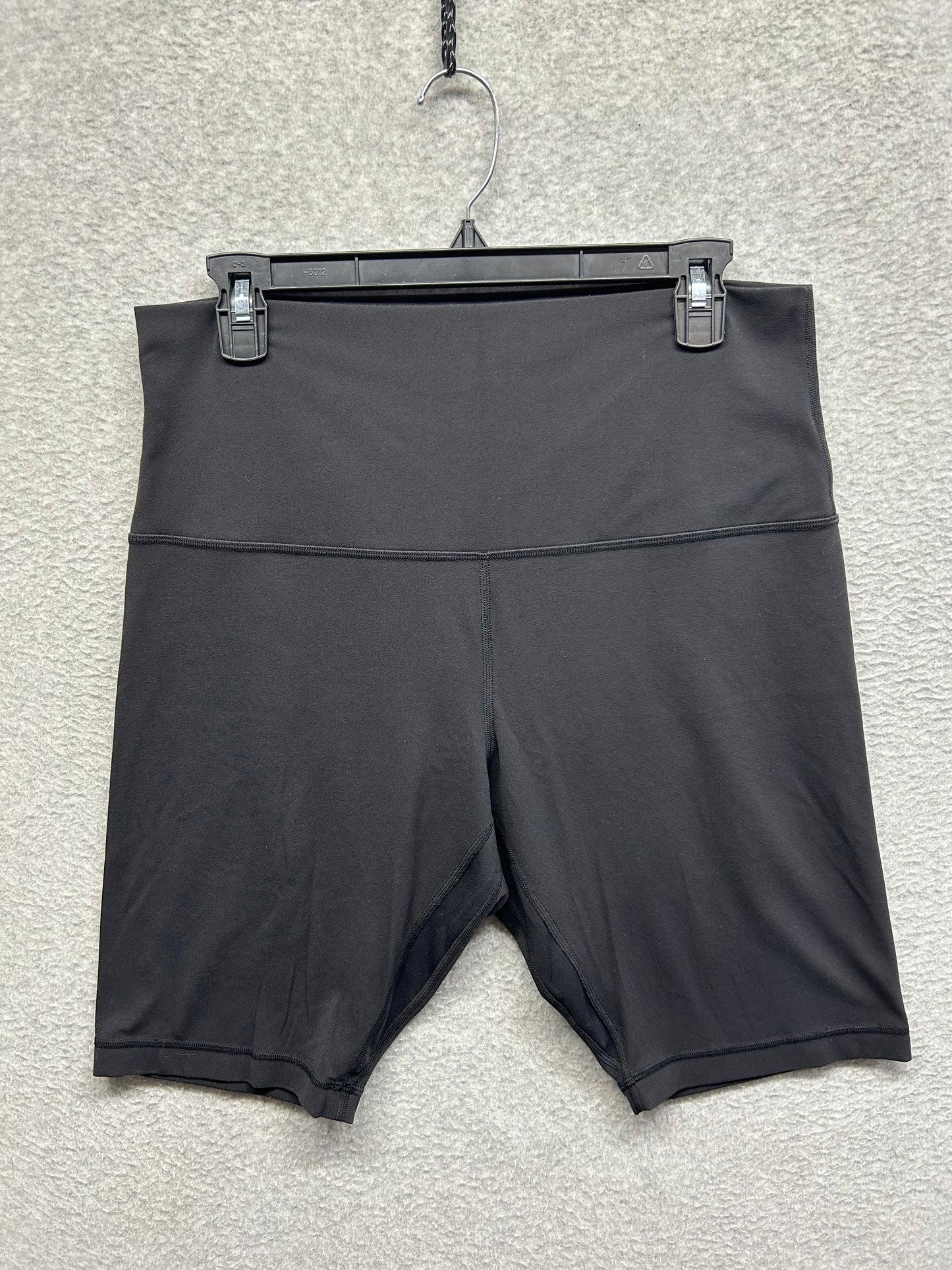 Lululemon Align Super High Rise Short 10" Size 14 Black