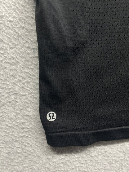 Lululemon Swiftly Breathe Crop Tank Size 10 Black