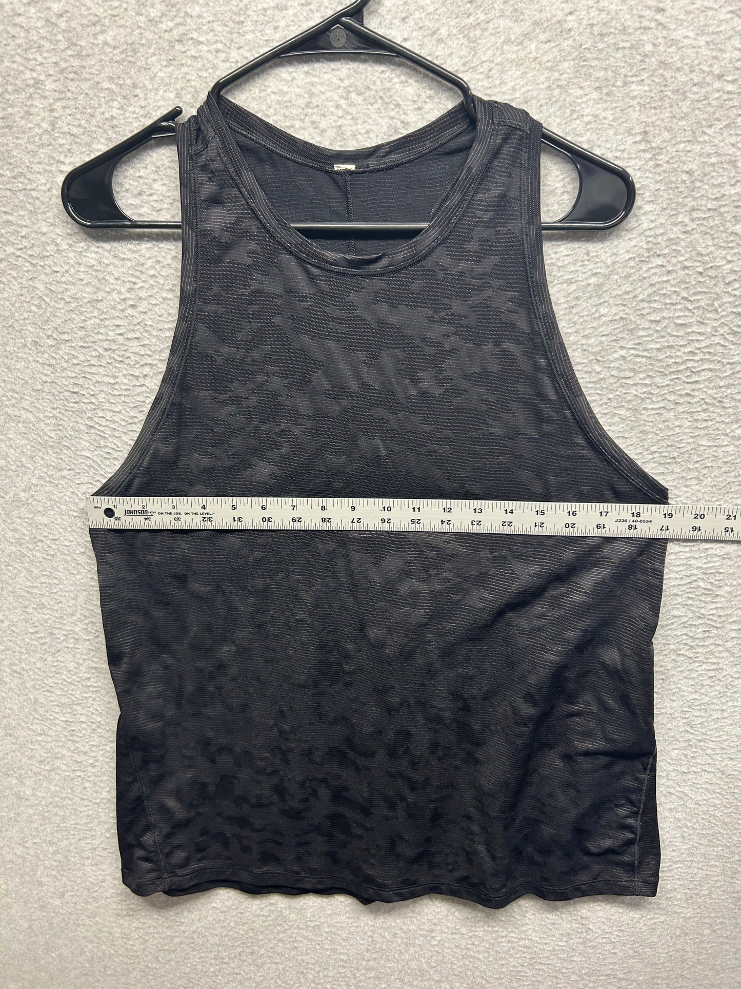 Lululemon Miles Ahead Tank Size 10 Deep Camo