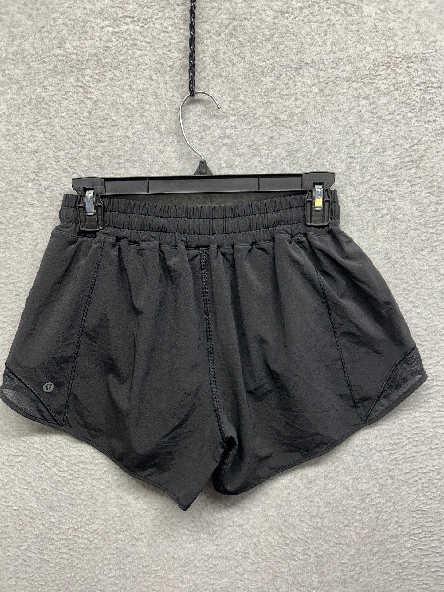Lululemon Hotty Hot Short II 4" Size 8 Black