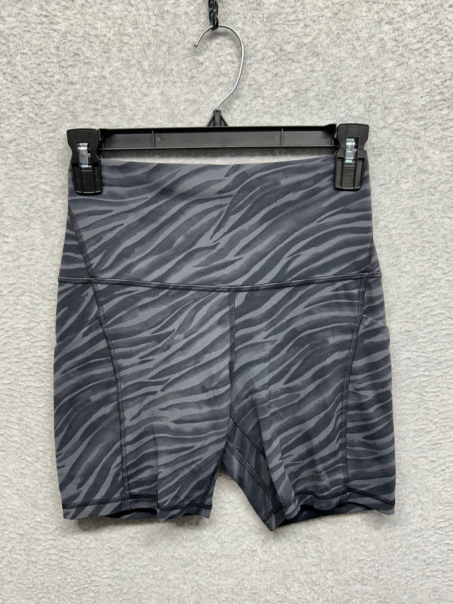 Lululemon Align High Rise Short 6" With Pockets Size 6 Le Tigre Camo Deep Coal Multi