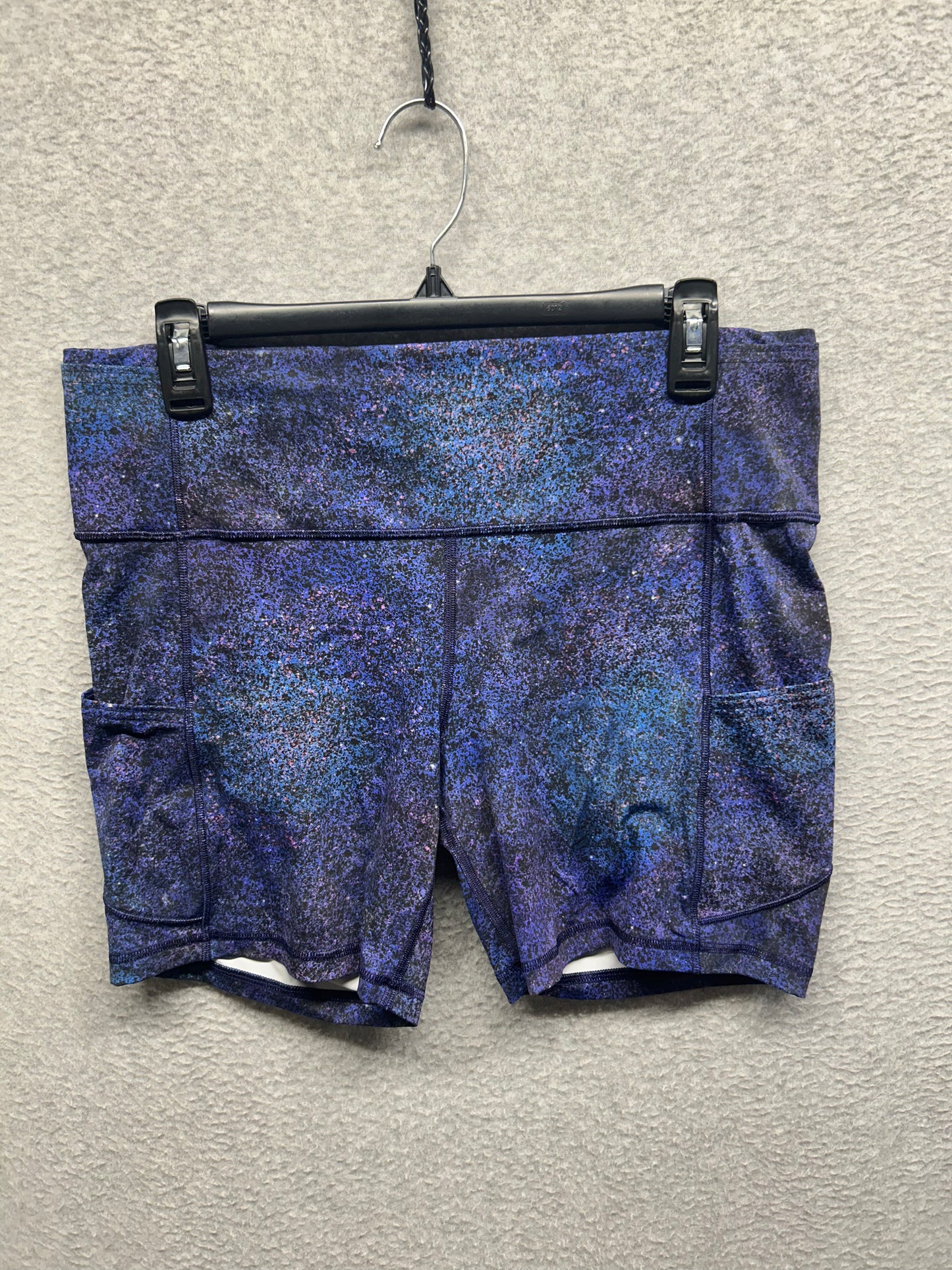 Lululemon Fast and Free Short 6" Size 12 Activate Galaxy Multi