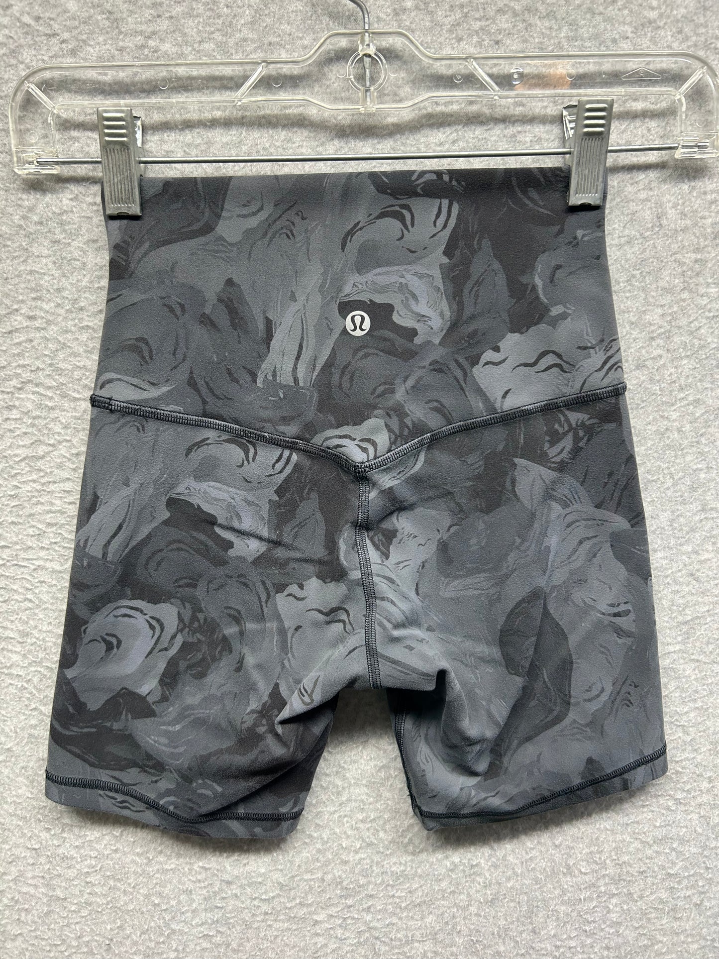 Lululemon Align High-Rise Short 6" Size 2 Stencil Dreams Black Multi