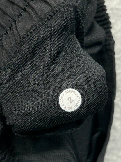 Lululemon Hotty Hot Short II 2.5" Size 2 Black