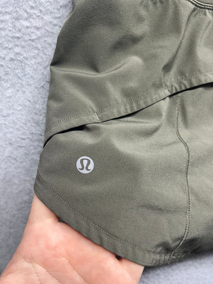 Lululemon Speed Up Short 2.5" Size 12 Sage
