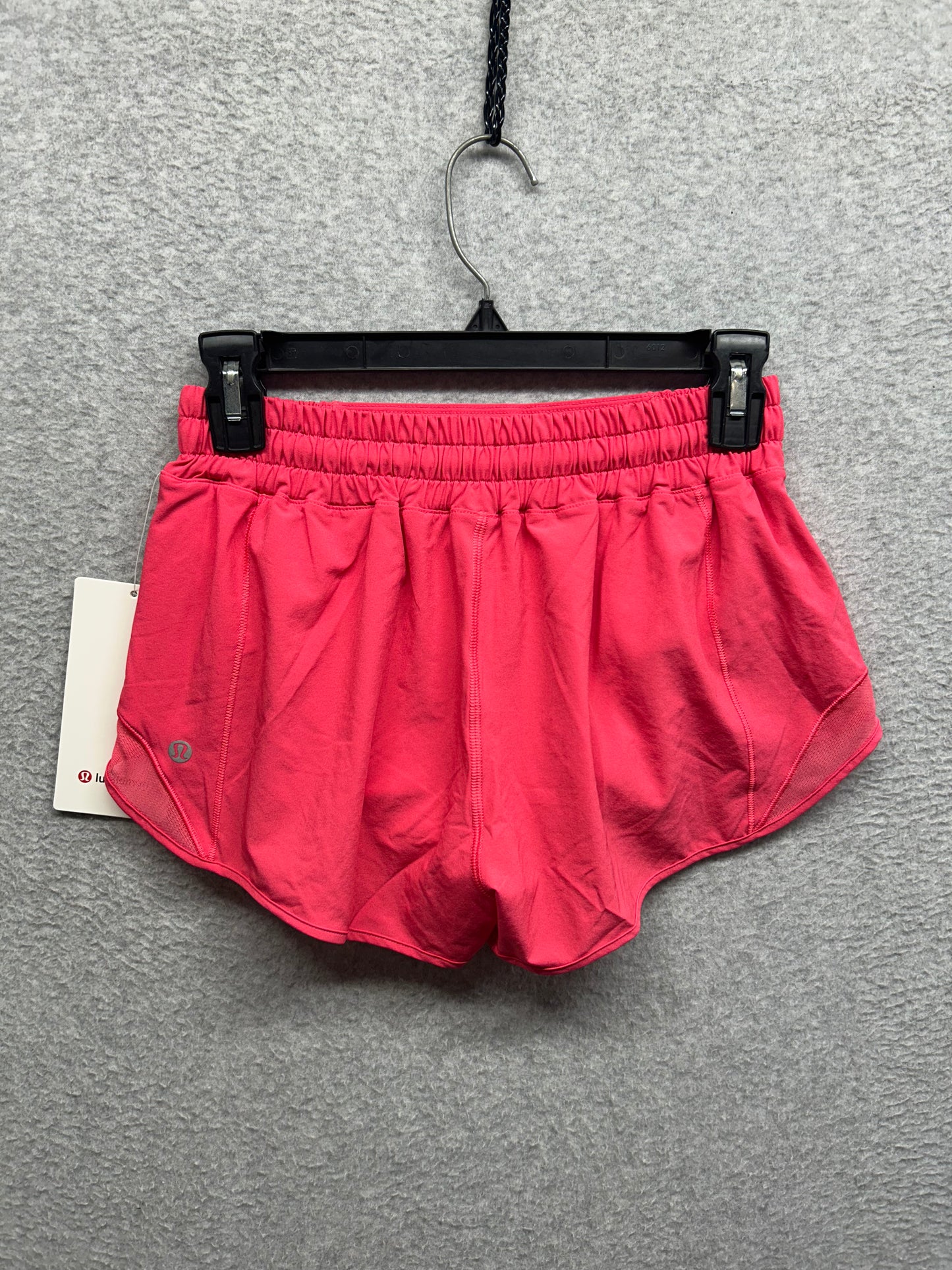 Lululemon Hotty Hot Low-Rise Lined Short 2.5" Size 6 Glaze Pink
