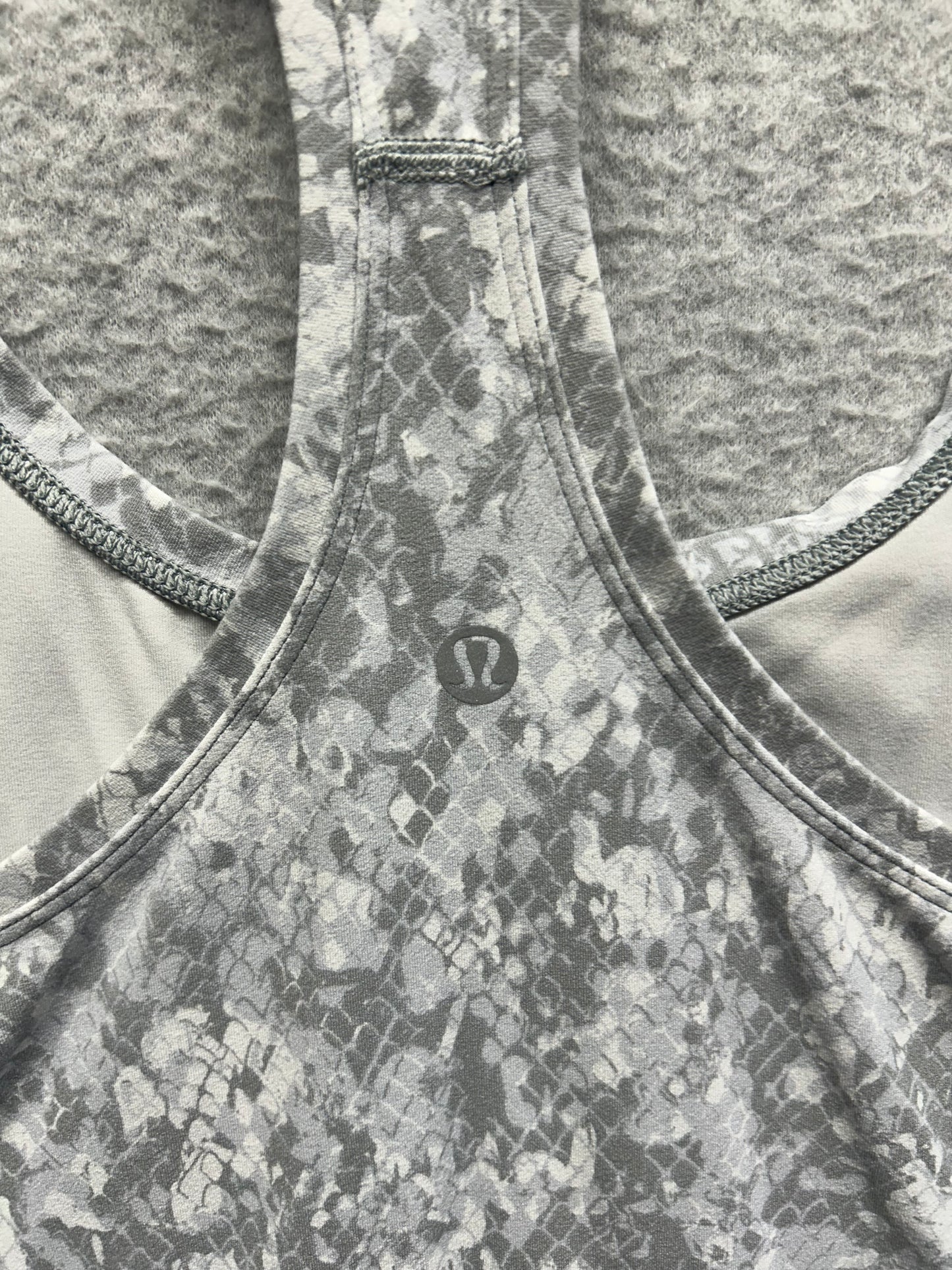 Lululemon Cool Racerback Tank Top Size 14/16/18/20 Hideaway Camo Starlight Multi