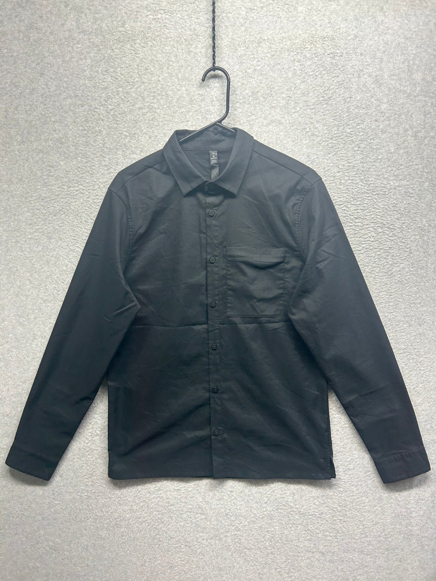 Lululemon Chambray Long Sleeve Button Down Size Medium Black