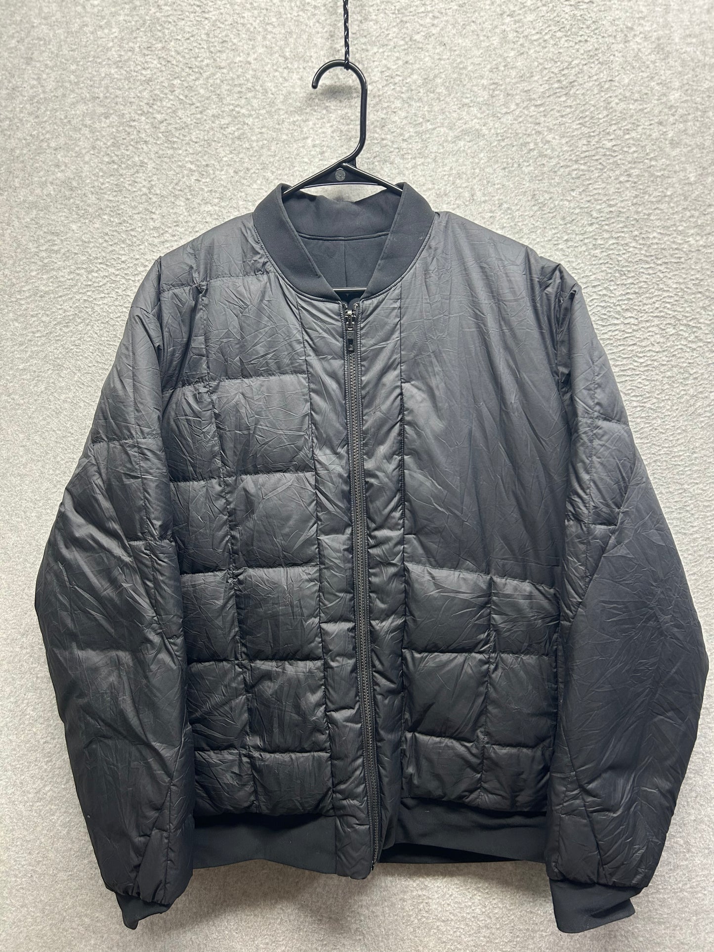 Lululemon About-Face Reversible Bomber Mens Size 2XL Black