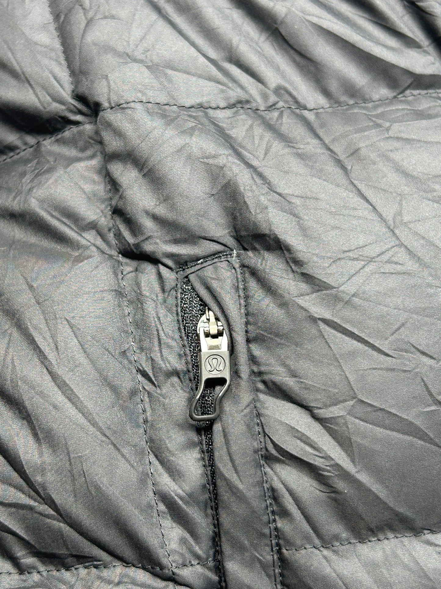 Lululemon About-Face Reversible Bomber Mens Size 2XL Black