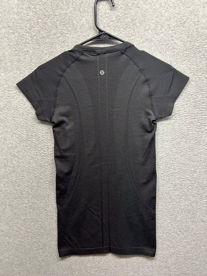 Lululemon Swiftly Tech Short Sleeve Crew Size 4 Black