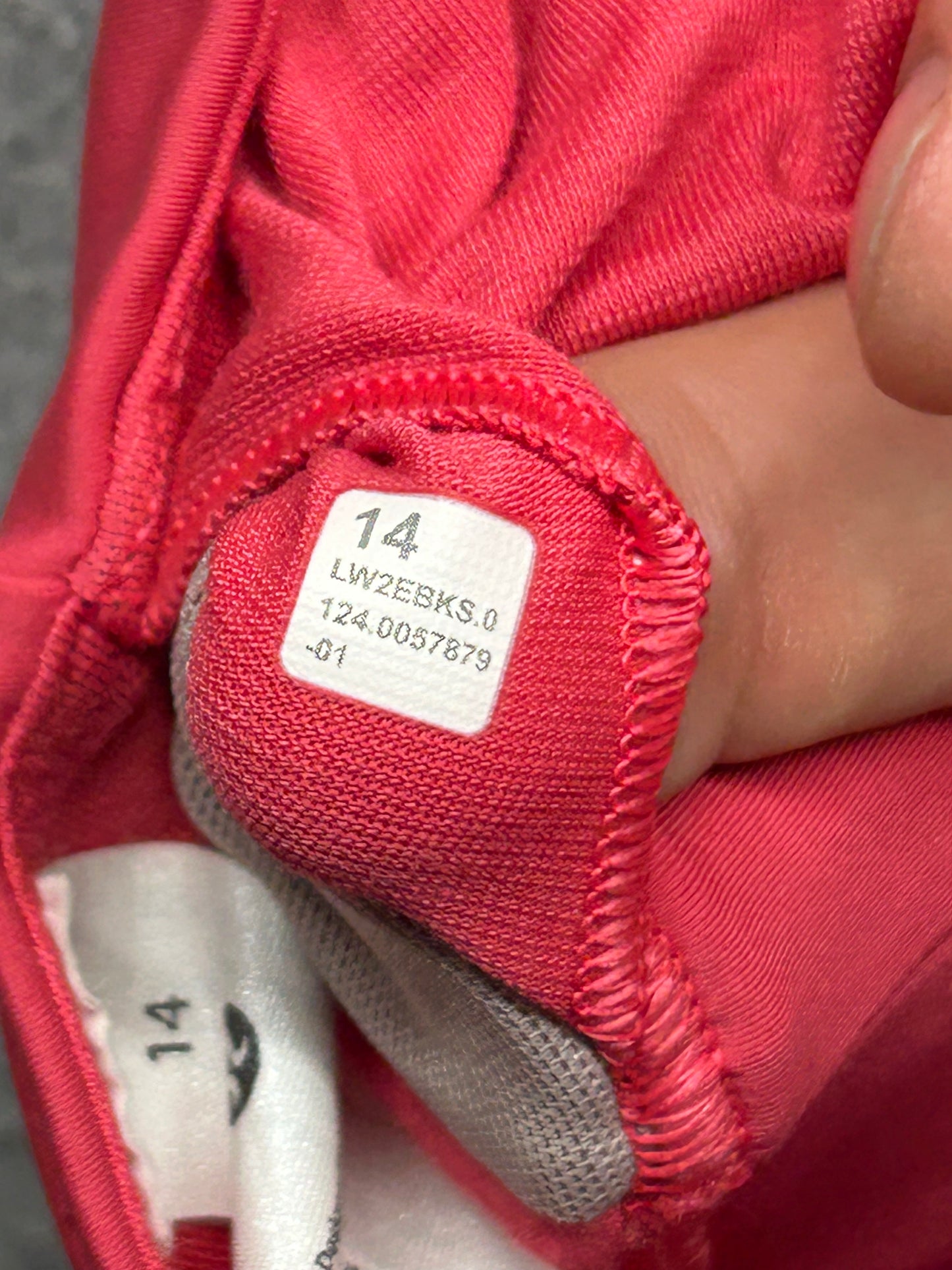 Lululemon Wordmark Bra Size 14 (Square) Pink