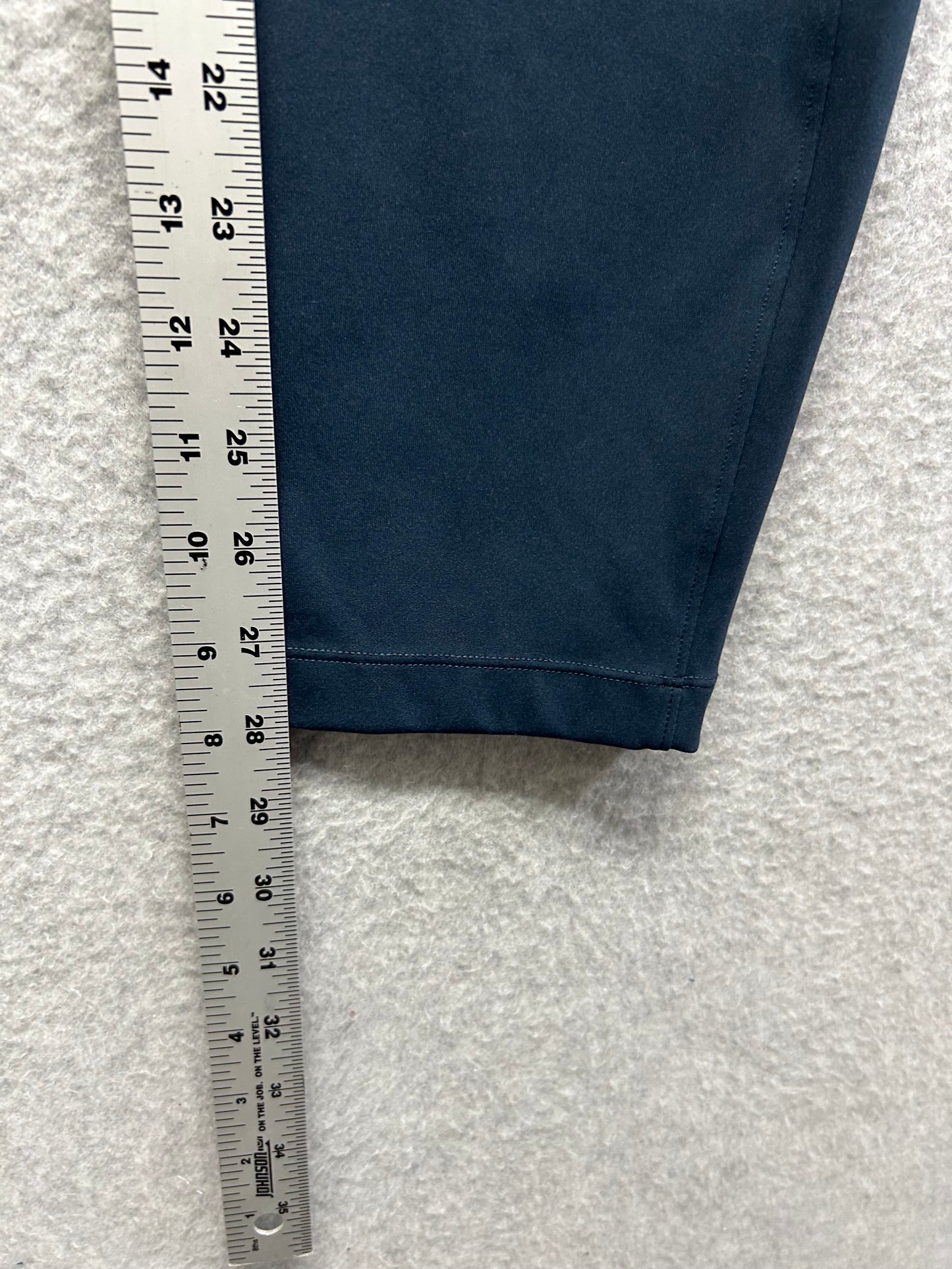 Lululemon On The Fly Pant 28" Size 4 True Navy