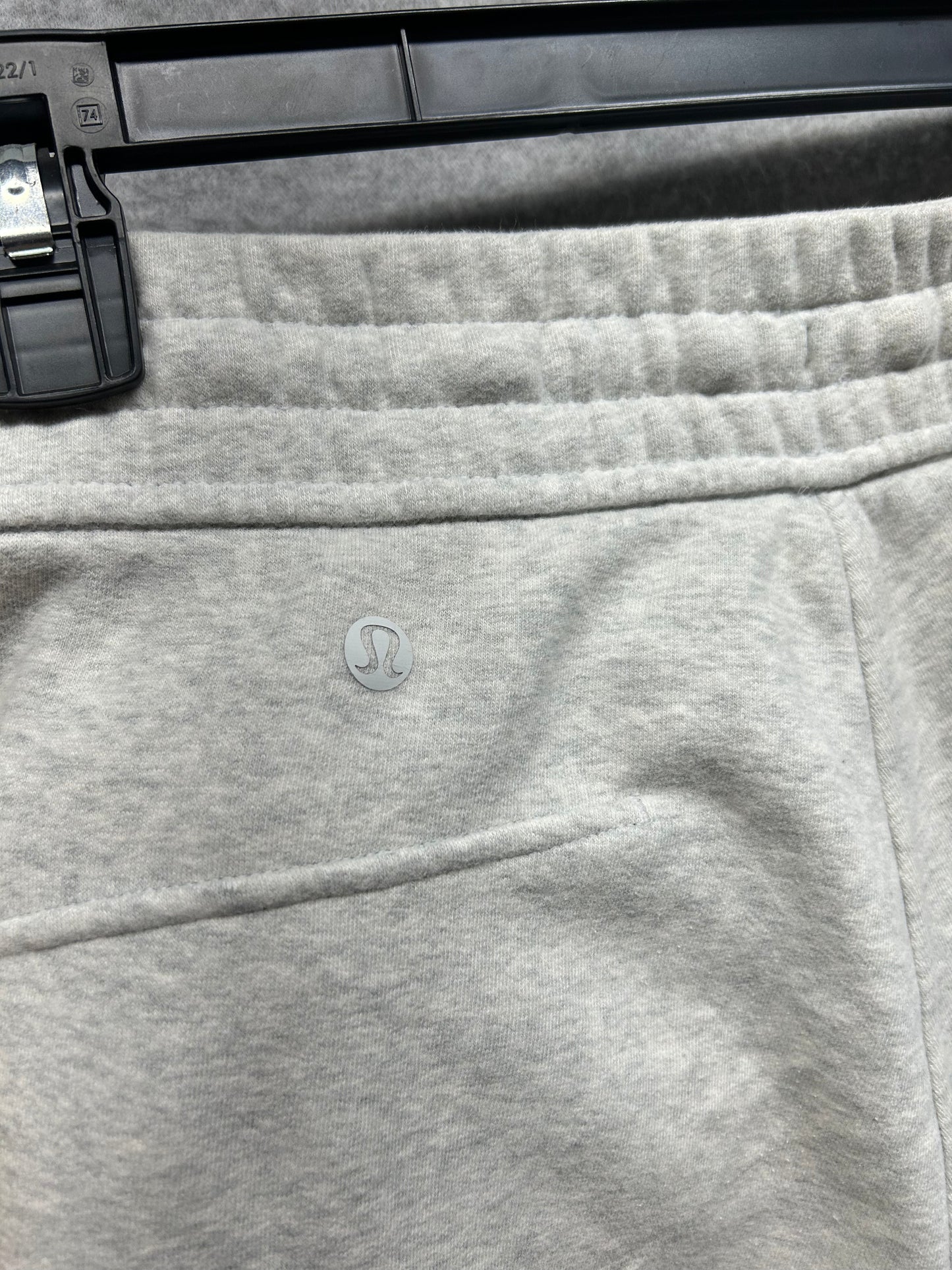 Lululemon Loungeful High-Rise Cropped Jogger Size 2 Heathered Core Ultra Light Grey