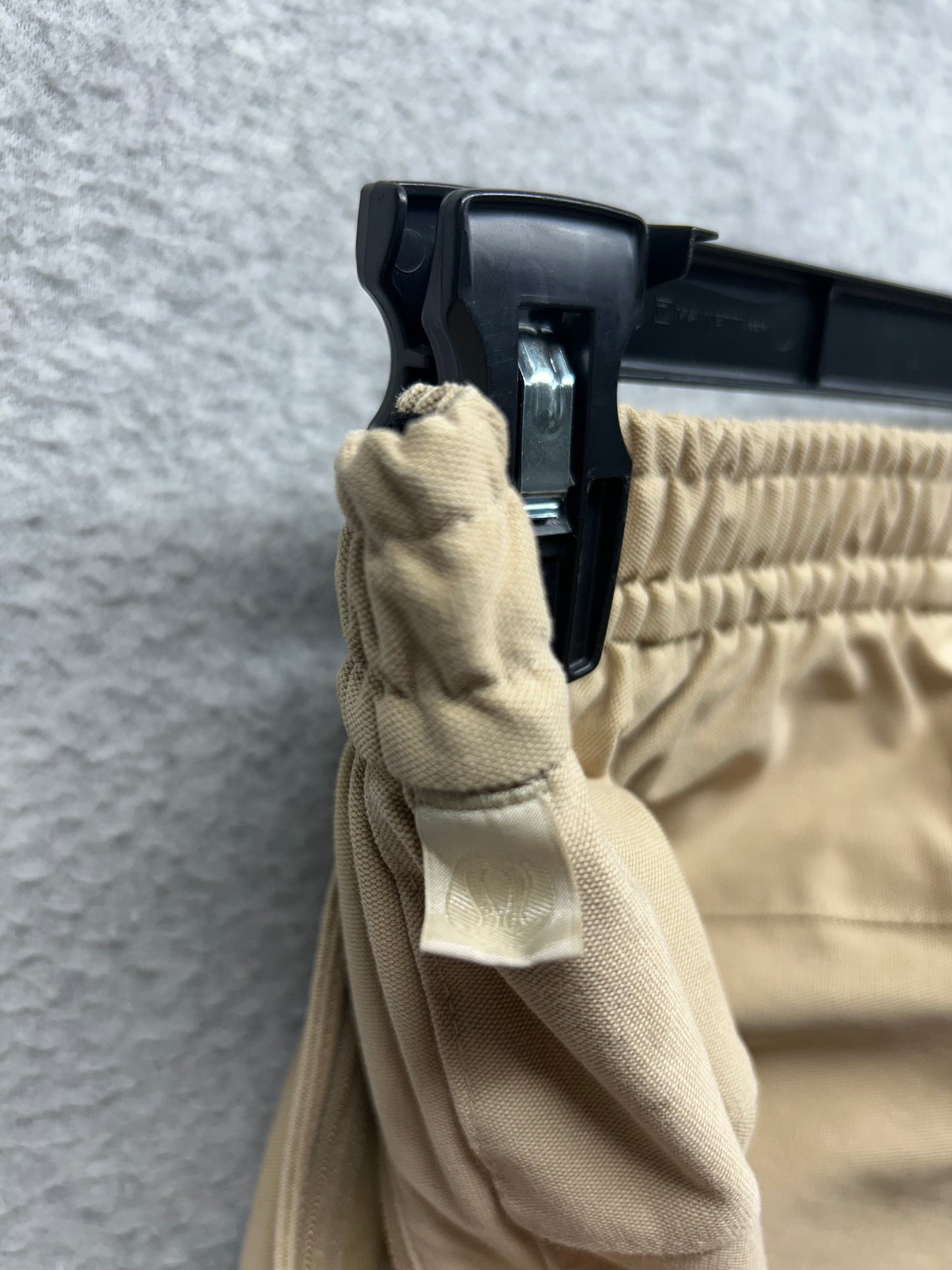 Lululemon Utilitech Pull-On Classic-Fit Pant 30" Size Small Beige | Artifact