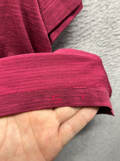 Lululemon Metal Vent Tech Short Sleeve Size Small Prep Red