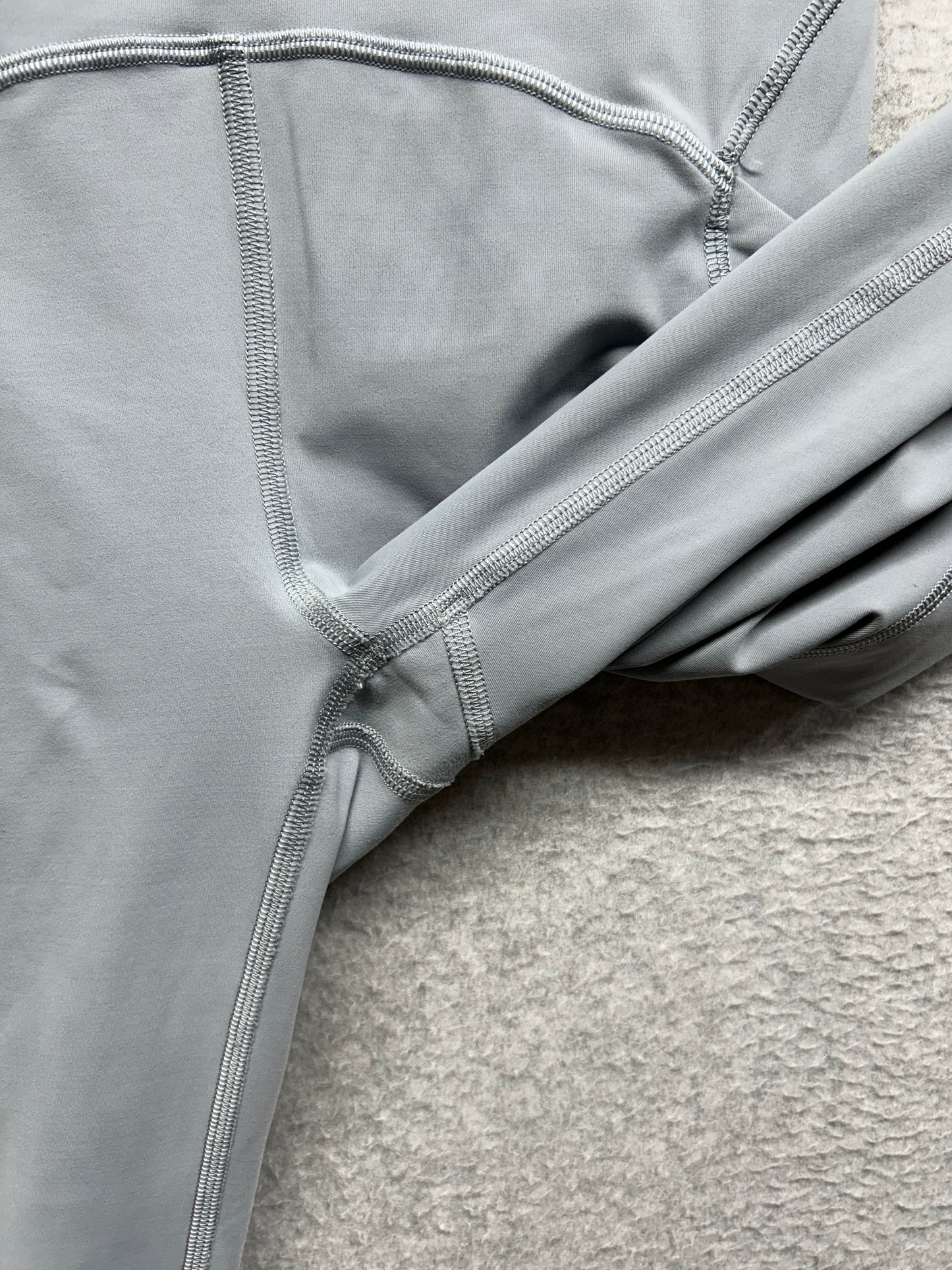 Lululemon Power Thru High-Rise Crop 23" Size 6 Rhino Grey